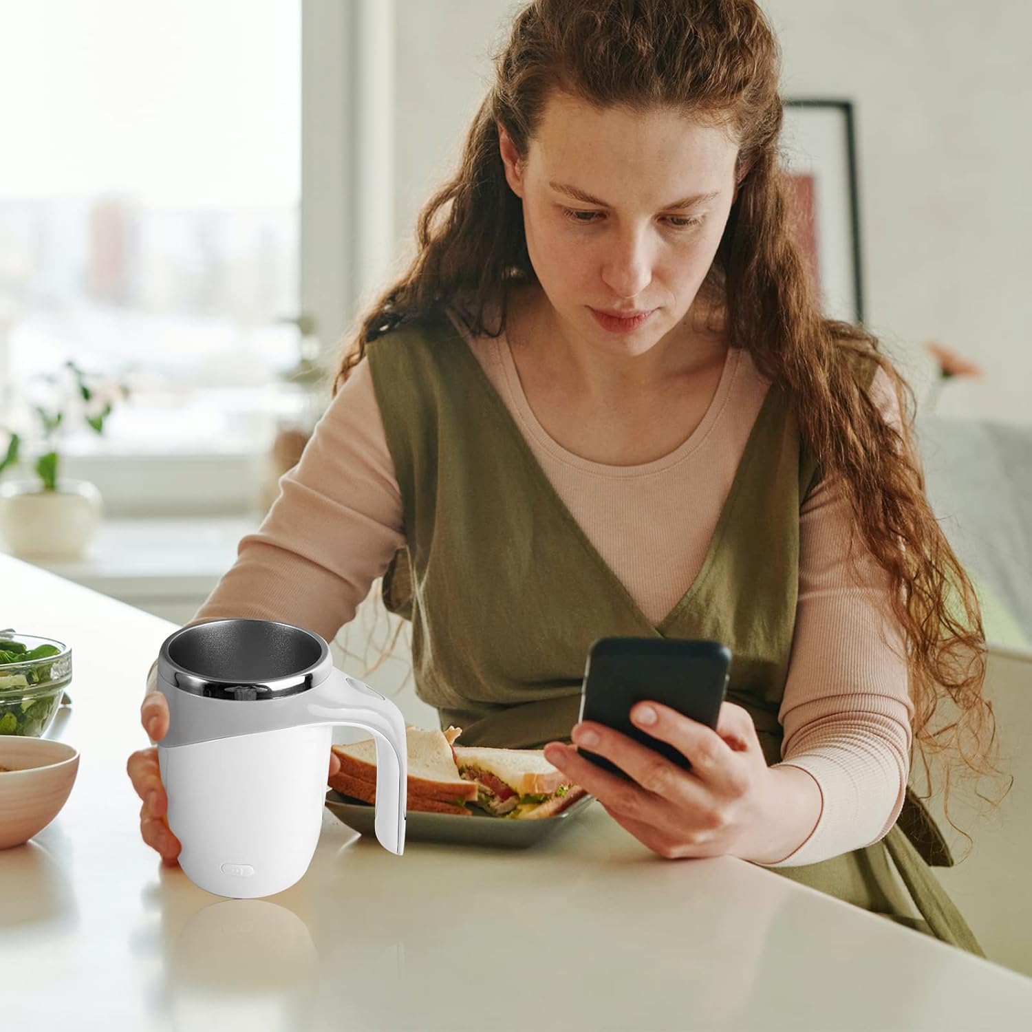 ⚡ Magnetic Automatic Self-Stirring Coffee Mug